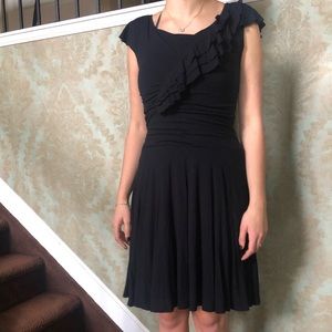 Bailey 44 adorable LBD!! Perfect for a date!